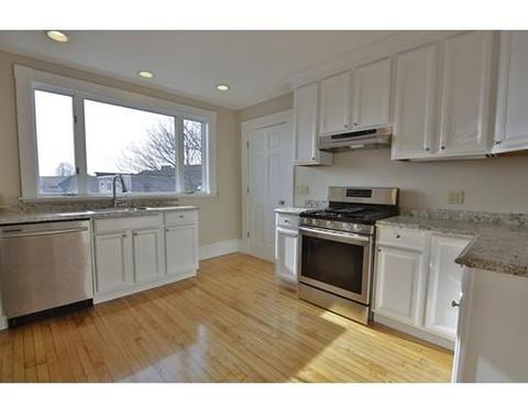 6 Chestnut St #2, Gloucester, MA 01930 photo 9