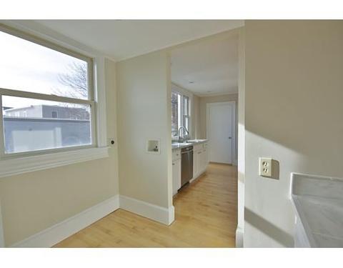 6 Chestnut St #1, Gloucester, MA 01930 photo 7