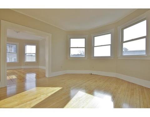 6 Chestnut St #1, Gloucester, MA 01930 photo 5