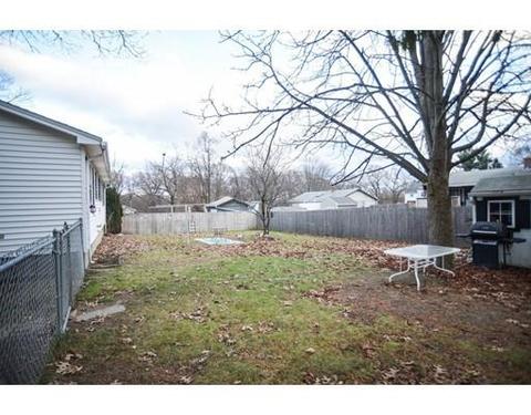 40 Gardner Rd, Chicopee, MA 01013 photo 5
