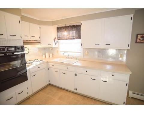 40 Gardner Rd, Chicopee, MA 01013 photo 9