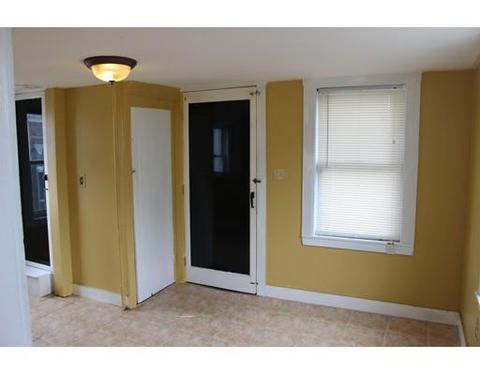 41 School St, Gloucester, MA 01930 photo 6