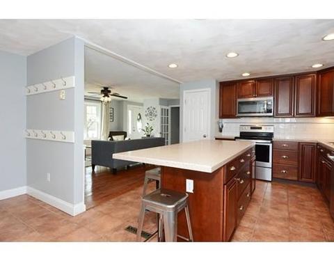 133 North St, Danvers, MA 01923 photo 6
