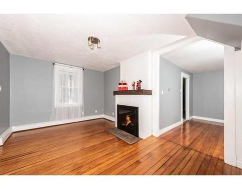 119 Onset Ave, Buzzards Bay, MA 02532 photo 4