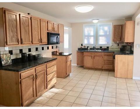 81 Maple St, Chicopee, MA 01020 photo 2