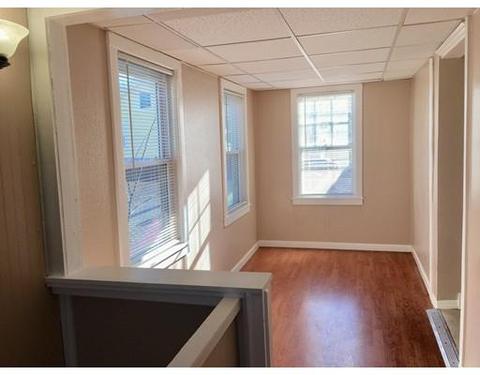 81 Maple St, Chicopee, MA 01020 photo 15
