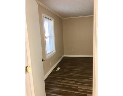 81 Maple St, Chicopee, MA 01020 photo 11