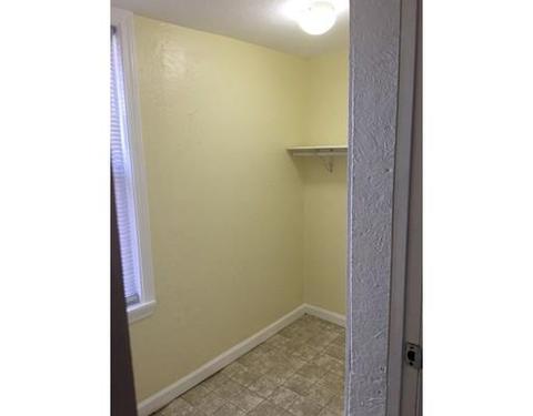 81 Maple St, Chicopee, MA 01020 photo 18