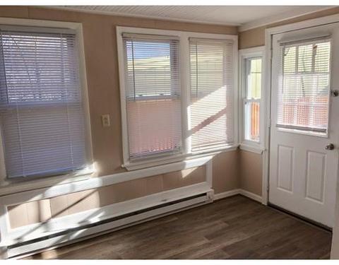 81 Maple St, Chicopee, MA 01020 photo 6