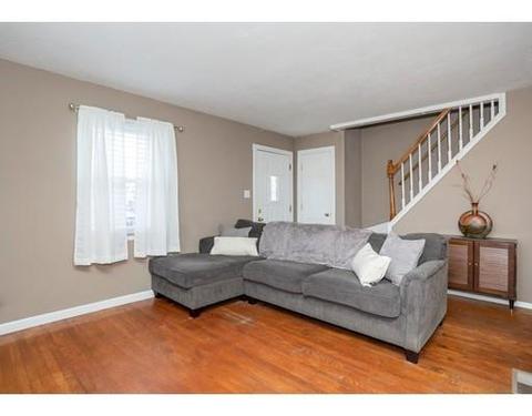 46 Pheland St, Springfield, MA 01109 photo 7