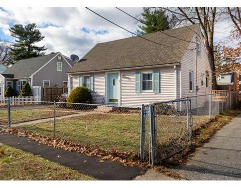 46 Pheland St, Springfield, MA 01109 photo 3