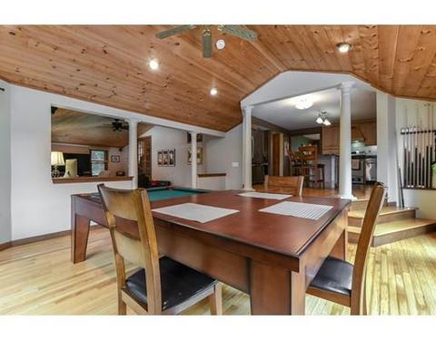 15 Thayer St, Upton, MA 01568 photo 8