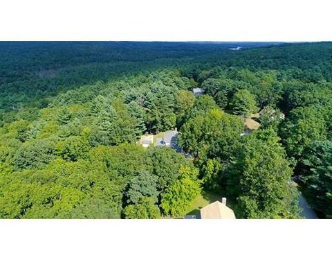 15 Thayer St, Upton, MA 01568 photo 2