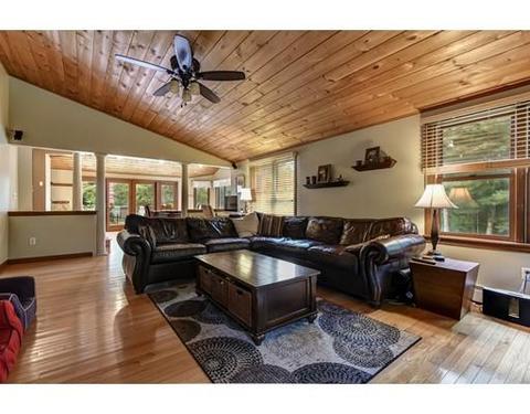 15 Thayer St, Upton, MA 01568 photo 9