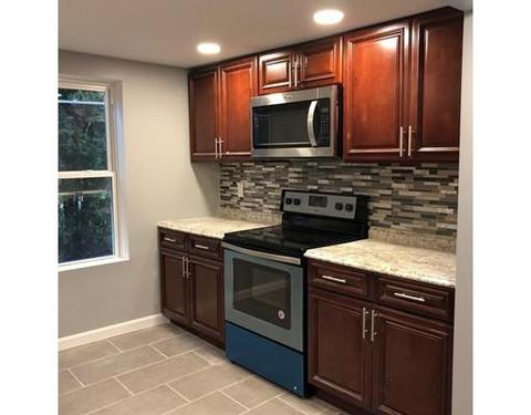90 Cash St, Fall River, MA 02723 photo 3