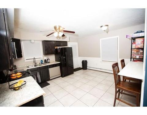 49 Standish St, Worcester, MA 01604 photo 3