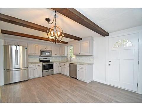 79 Webster St, Douglas, MA 01516 photo 4