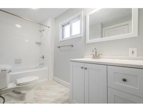 96 Catherine St, Chicopee, MA 01013 photo 8