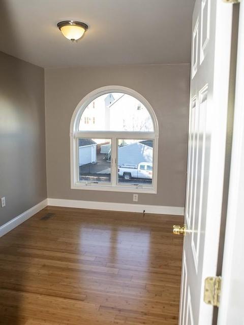 1576 N Main St, Fall River, MA 02720 photo 9