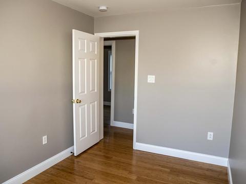 1576 N Main St, Fall River, MA 02720 photo 10