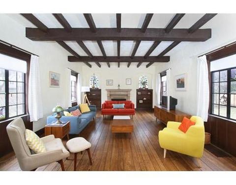 11 Willow Cres, Brookline, MA 02445 photo 2