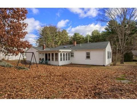 53 Plain St, Upton, MA 01568 photo 3