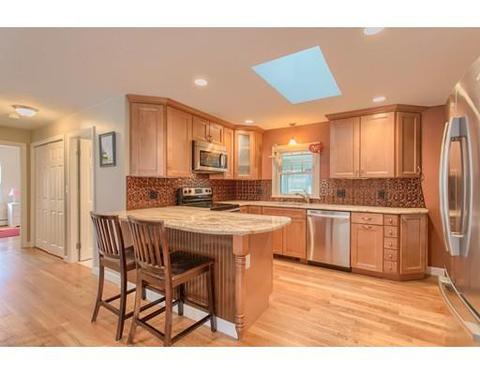 53 Plain St, Upton, MA 01568 photo 8
