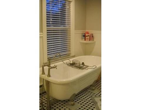 124 Riverview St, Fall River, MA 02724 photo 26