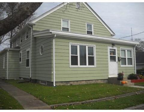 124 Riverview St, Fall River, MA 02724 photo 2
