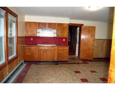 84 Old Pendleton Ave, Chicopee, MA 01020 photo 8