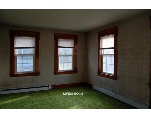 84 Old Pendleton Ave, Chicopee, MA 01020 photo 5