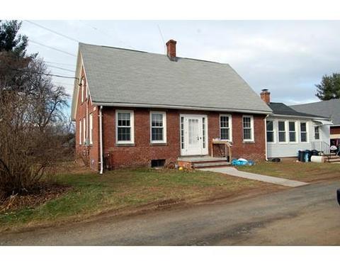 84 Old Pendleton Ave, Chicopee, MA 01020 photo 1