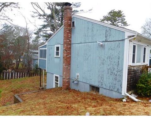 4 Mayflower Ln, East Wareham, MA 02538 photo 2