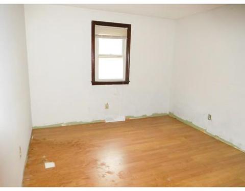 4 Mayflower Ln, East Wareham, MA 02538 photo 9