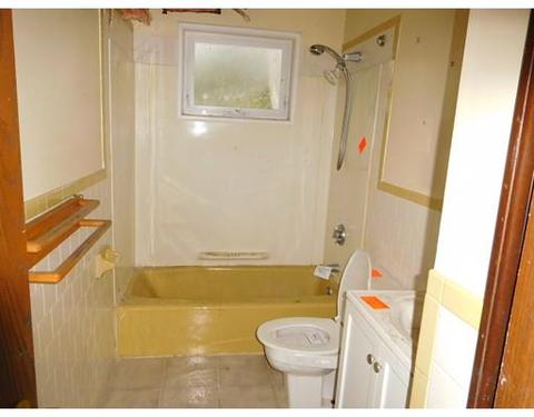 4 Mayflower Ln, East Wareham, MA 02538 photo 8