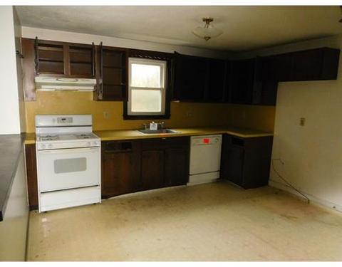 4 Mayflower Ln, East Wareham, MA 02538 photo 6