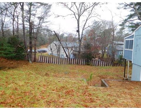 4 Mayflower Ln, East Wareham, MA 02538 photo 3