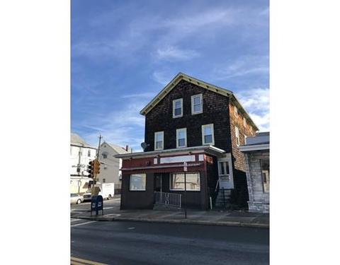 1818 S Main St, Fall River, MA 02724 photo 1