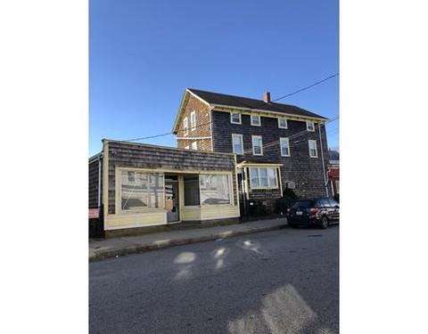1818 S Main St, Fall River, MA 02724 photo 3