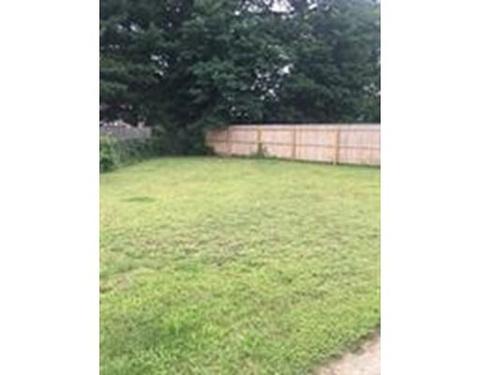 21 Putnam Cir, Springfield, MA 01104 photo 2
