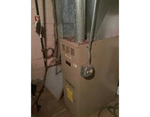 21 Putnam Cir, Springfield, MA 01104 photo 4