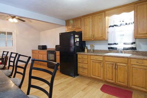 74 Brighton St, Springfield, MA 01118 photo 10