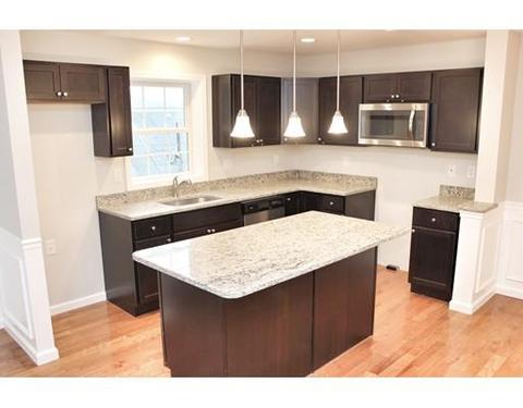 11 S Maxwell Ct, Worcester, MA 01607 photo 6