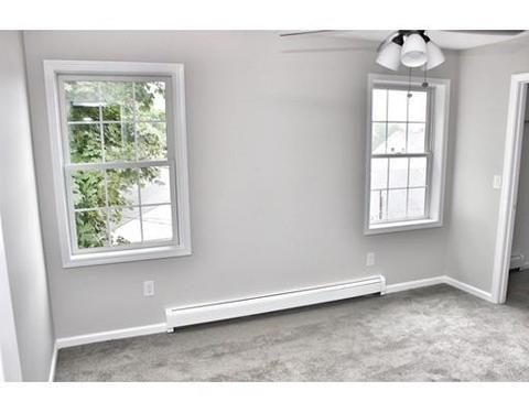 11 S Maxwell Ct, Worcester, MA 01607 photo 13