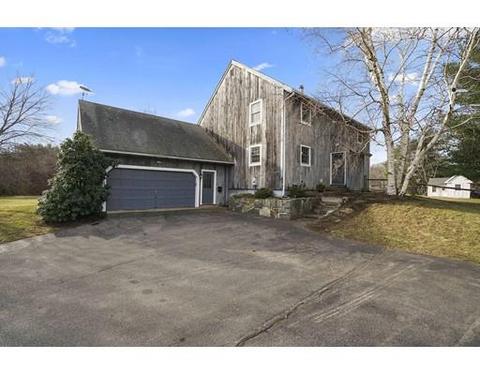 3 Berkley Cir, Hingham, MA 02043 photo 1