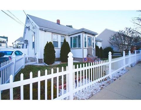 33 Jefferson Ave, Everett, MA 02149 photo 2
