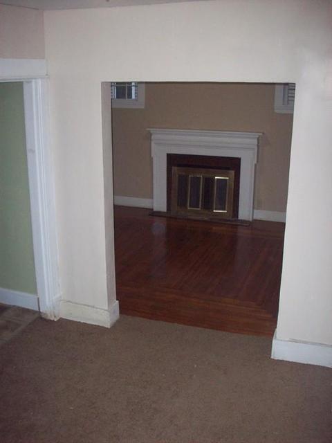 22 Byron St, Springfield, MA 01109 photo 4