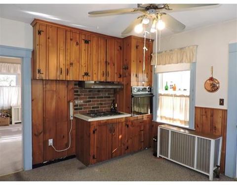 882 School St, Webster, MA 01570 photo 6