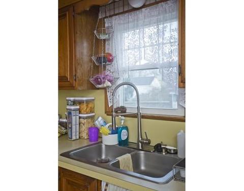 37 Drexel St, Springfield, MA 01104 photo 6