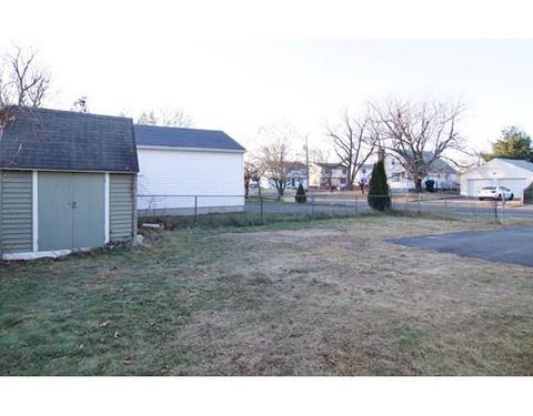 70 Lucerne Rd, Springfield, MA 01119 photo 8